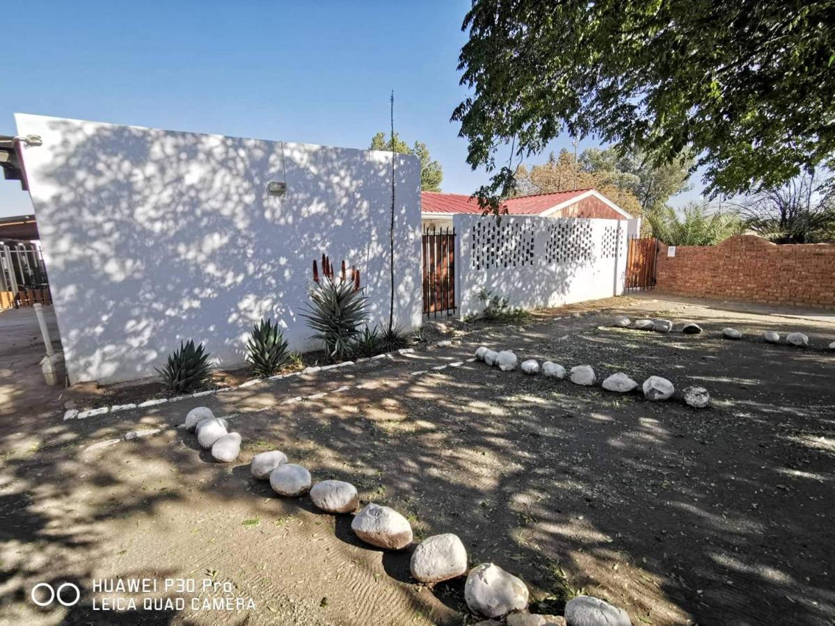 Akkerdam Bed And Breakfast Calvinia Luaran gambar