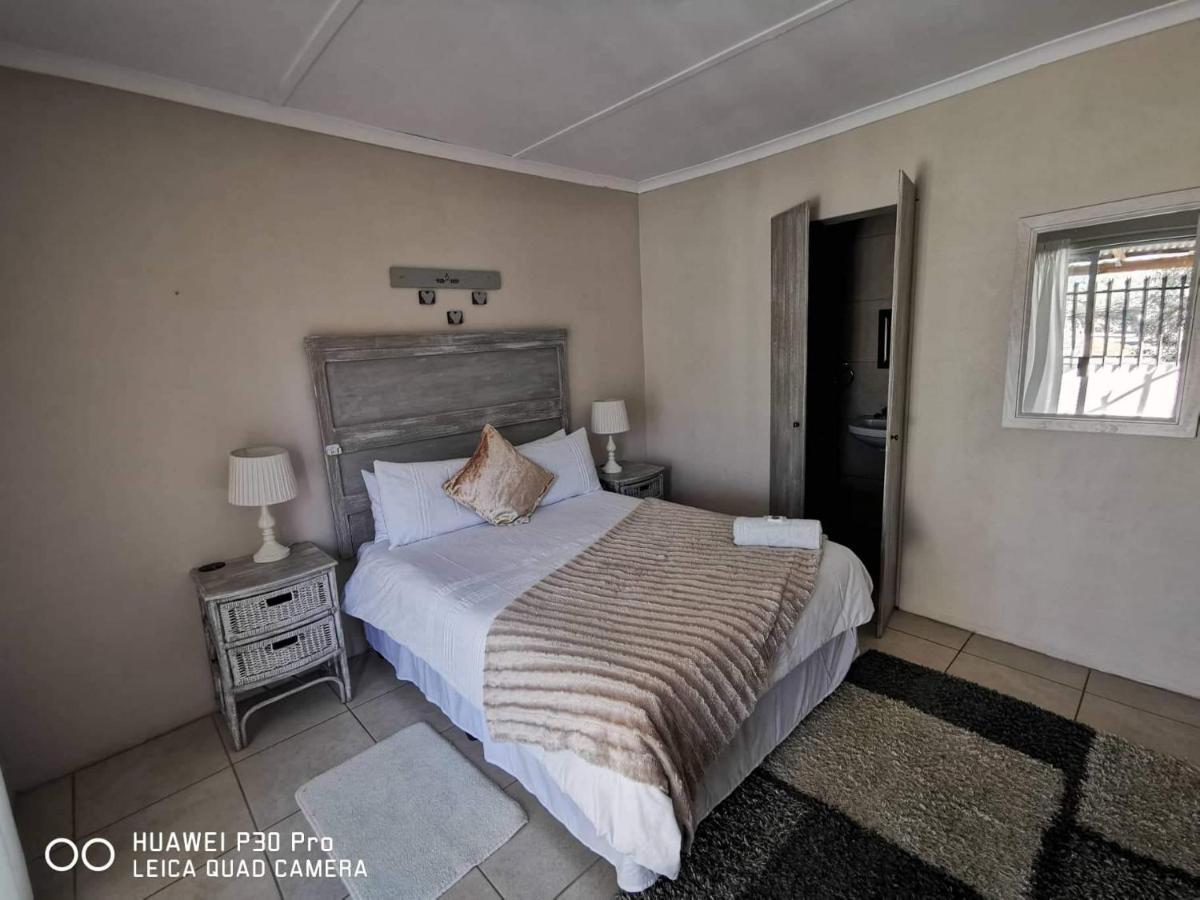Akkerdam Bed And Breakfast Calvinia Luaran gambar