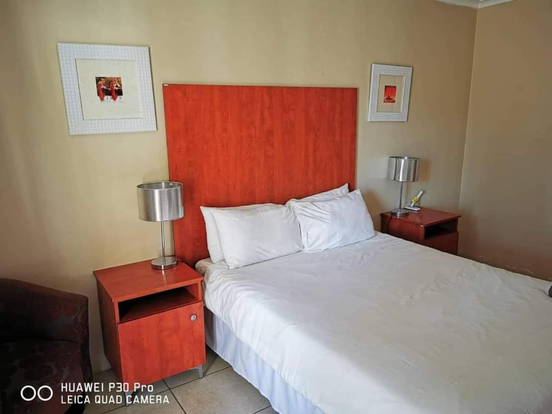 Akkerdam Bed And Breakfast Calvinia Luaran gambar